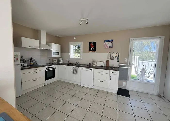 Hébergement de vacances Maison Neuve La Terrière, 1.4km, Terrasse, Label Clévacances - Fr-1-194-322